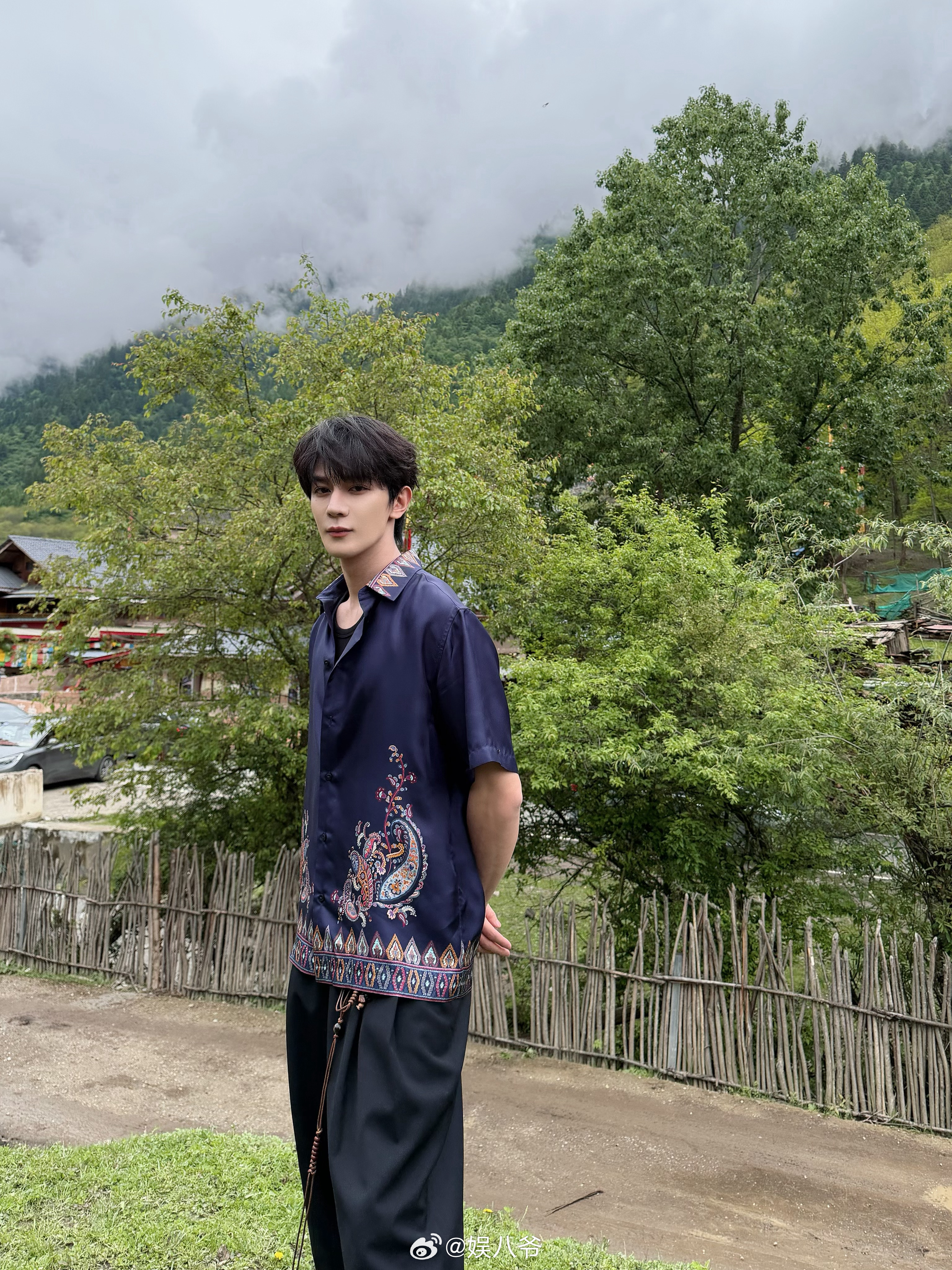 夏之光今日vogue造型出图🈶，斯文贵公子 