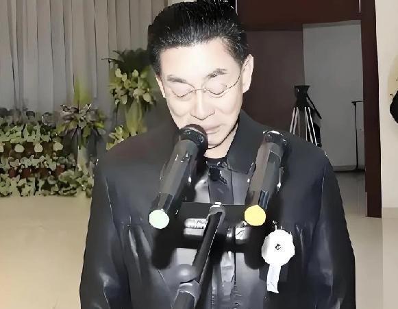 刘大刚走了，沙僧的担子，再没人扛了。
他不是最出名的，但最让人踏实。
戏里憨，戏