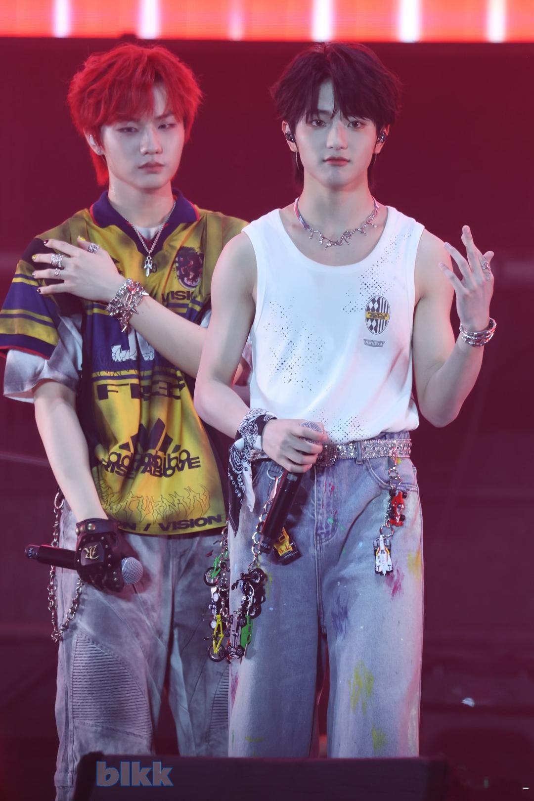 不知道 只知道张子墨穆祉丞之前的合作舞台很精彩 小馒小馍好帅吧 