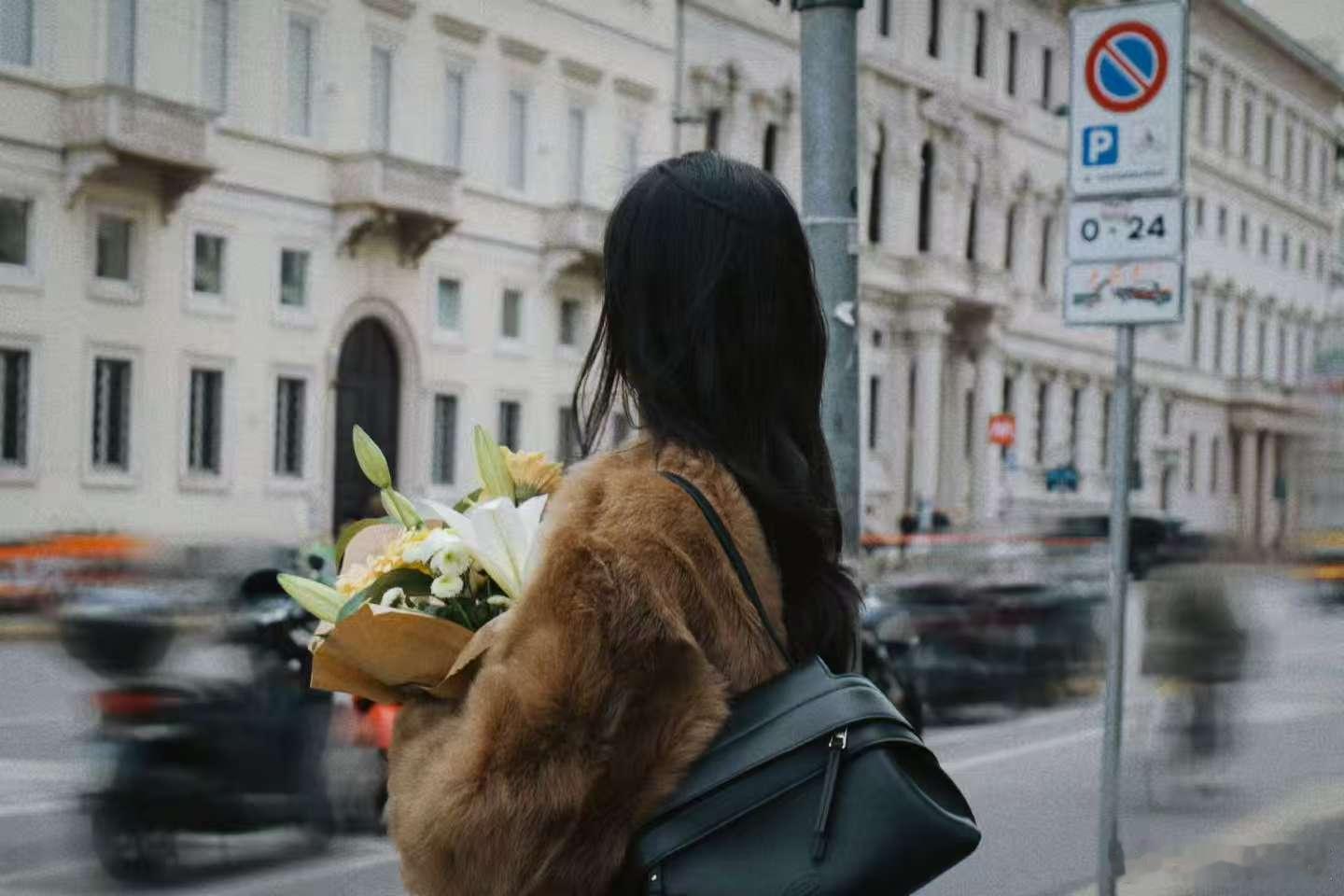 张婧仪米兰胶片记忆张婧仪米兰胶片plog张婧仪米兰胶片记忆，哇塞。[嘻嘻][嘻嘻