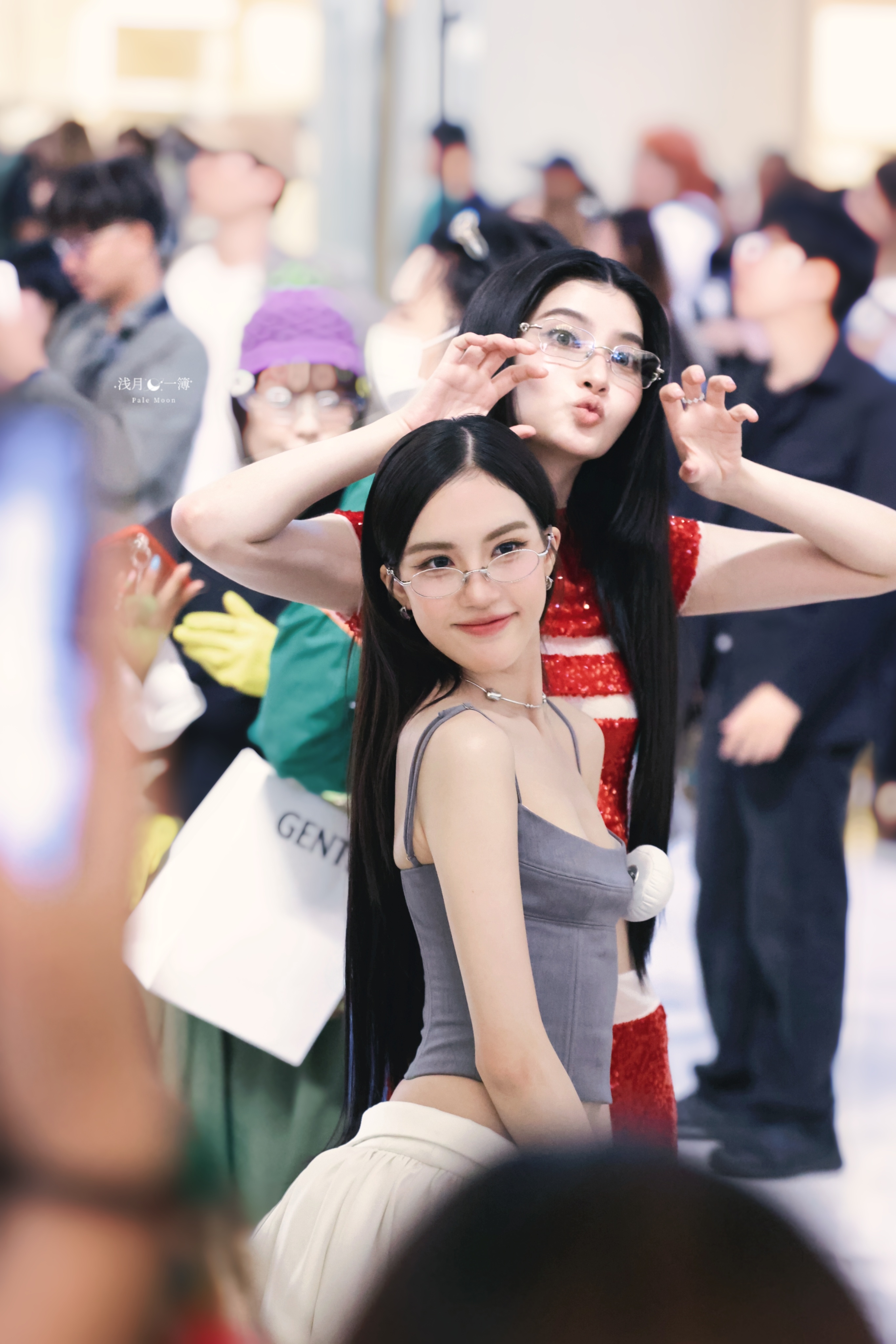 喵～ฅ^•ﻌ•^ฅ  嗷呜～ ฅ•̀∀•́ฅ- GENTLEMONSTER- M