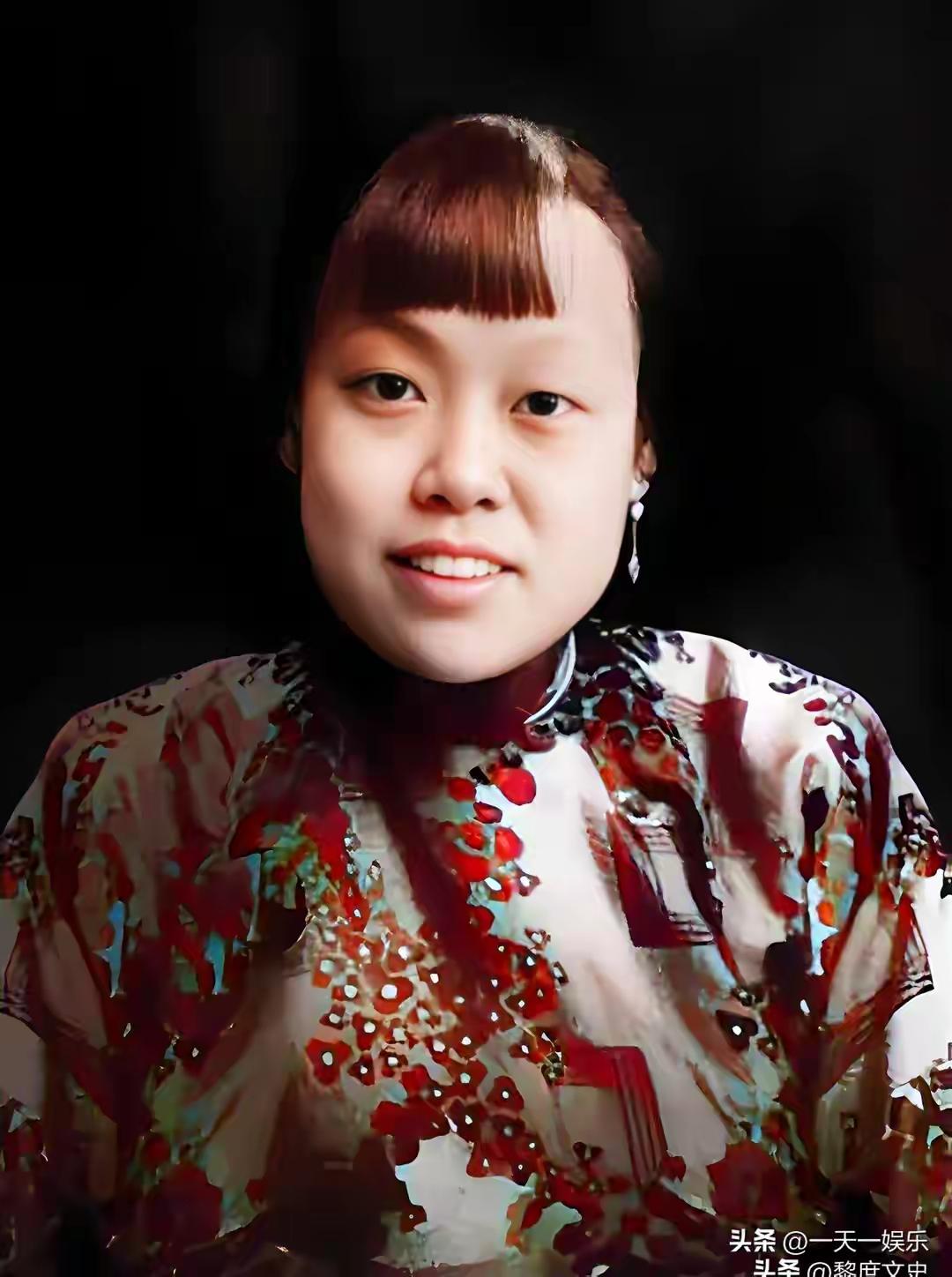 在这个充满竞争和浮华的时代，我们常常被外在的光环所迷惑，忽略了那些默默无闻却影响