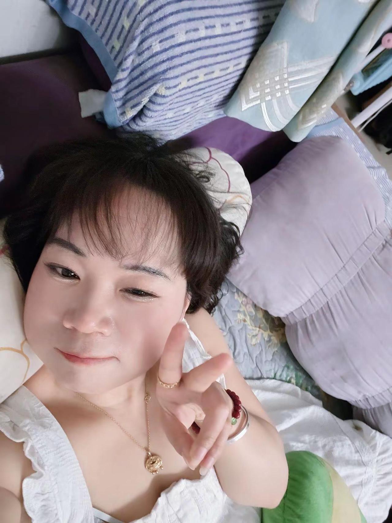 ＂人不能太清醒，不然看什麽都差点意思＂