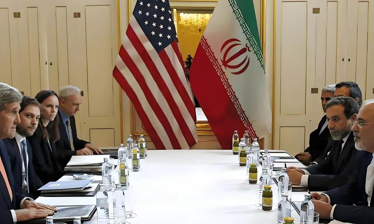 刚刚，伊朗通过巴基斯坦正式通知美国：下一轮谈判，不奉陪了。
​不是伊朗不给面子，