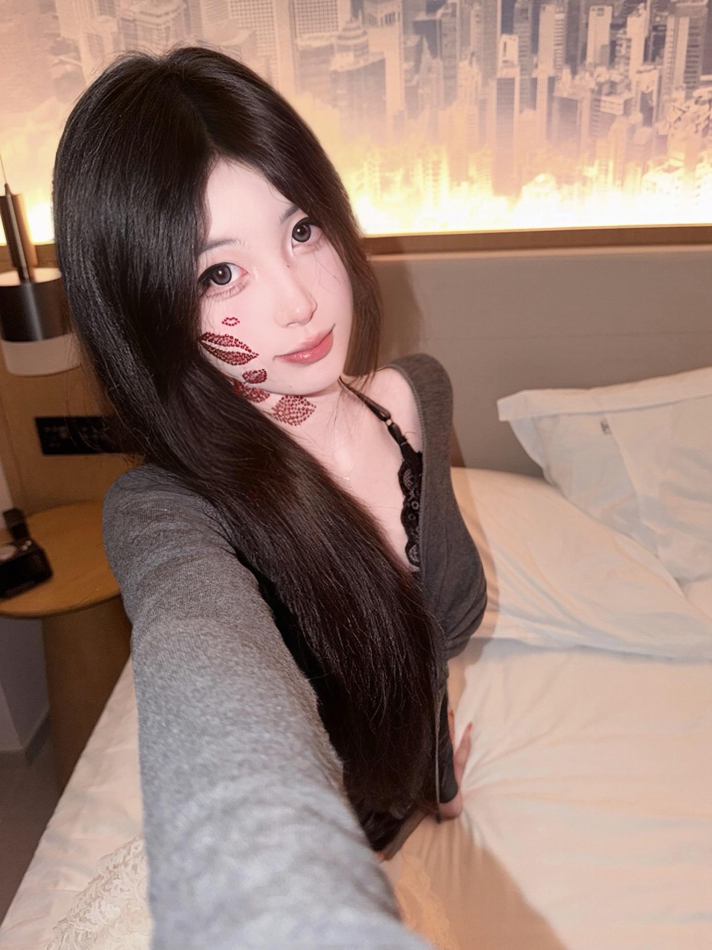 什么叫谁陪着我我就喜欢谁 是我喜欢谁谁才配陪着我