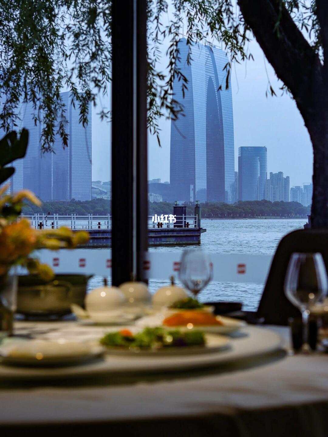 为了这扇窗我专门跑到李公堤❗️