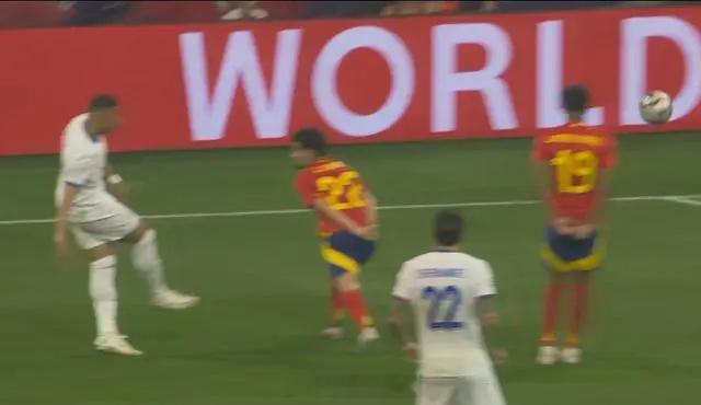 #欧洲杯半决赛# 老的老小的小？38岁纳瓦斯16岁亚马尔合力防守，姆总轻松送助攻