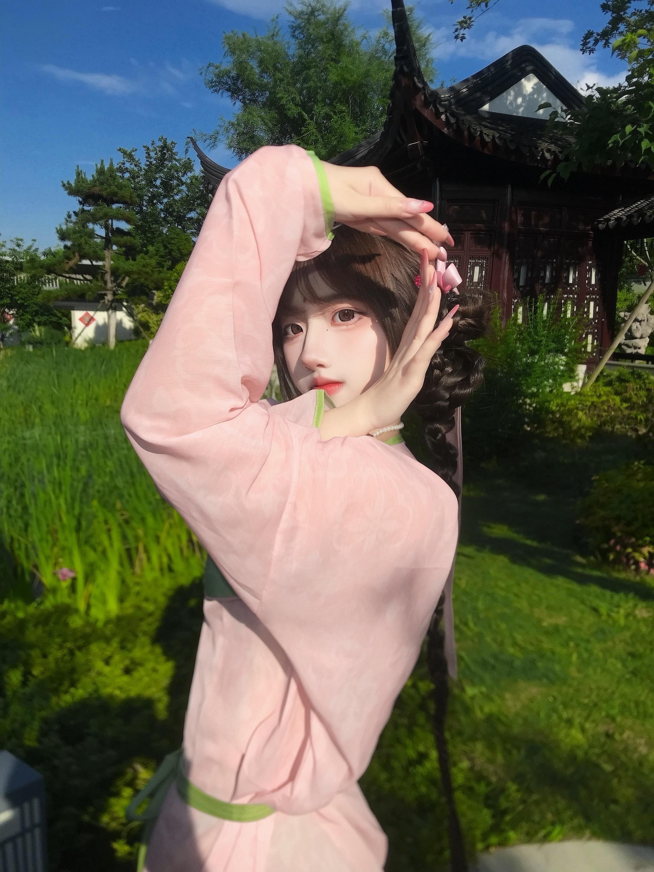 “少侠留步！”不到一张的圆领袍+灯笼裤就这么权威！！春夏日常好合适^o^