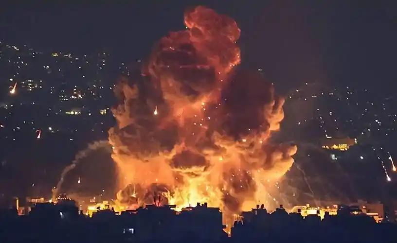 导弹又来了！以军刚拉响警报，伊朗无人机就直扑以色列“油罐子”，这次是真要断以色列