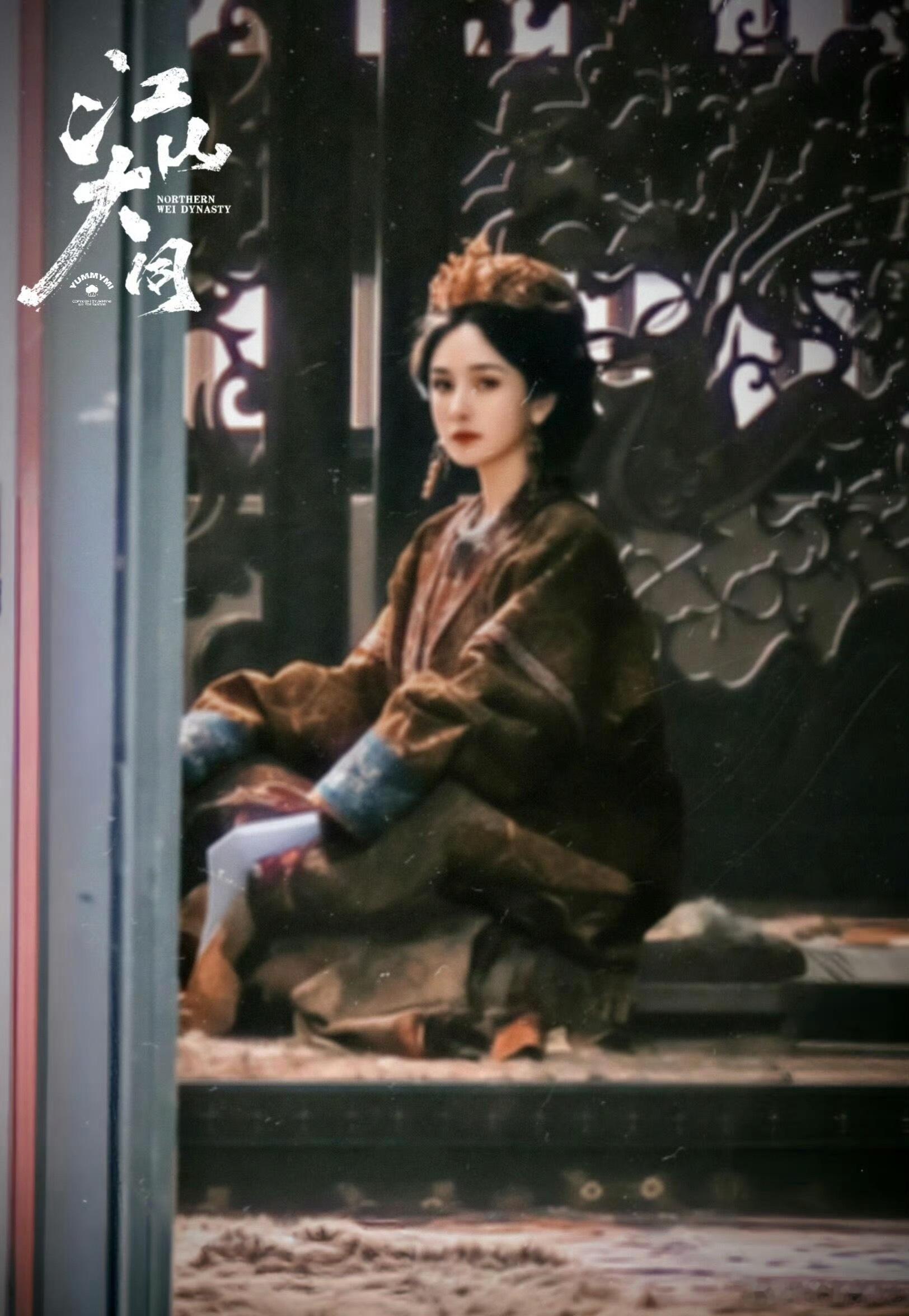 谁敢信这是同一天的杨幂 憔悴的，霸气的，华贵的实力演员，百变杨幂杨幂