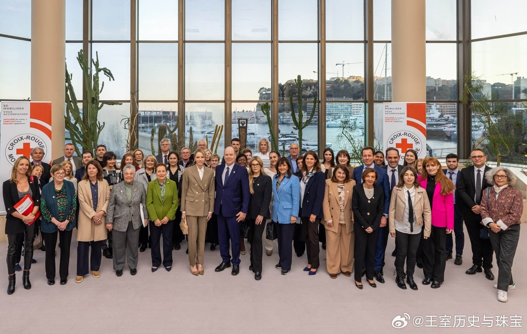 新闻 2026.3.18 摩纳哥亲王夫妇出席2026年度摩纳哥红十字会急救文凭颁