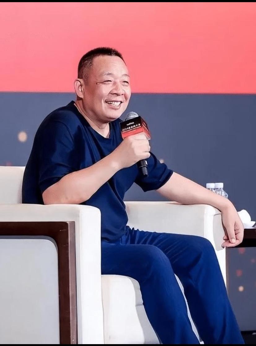 这年头，做生意讲究个“利字当头”，可于东来偏偏是个异类。

听说他一口气砸了65