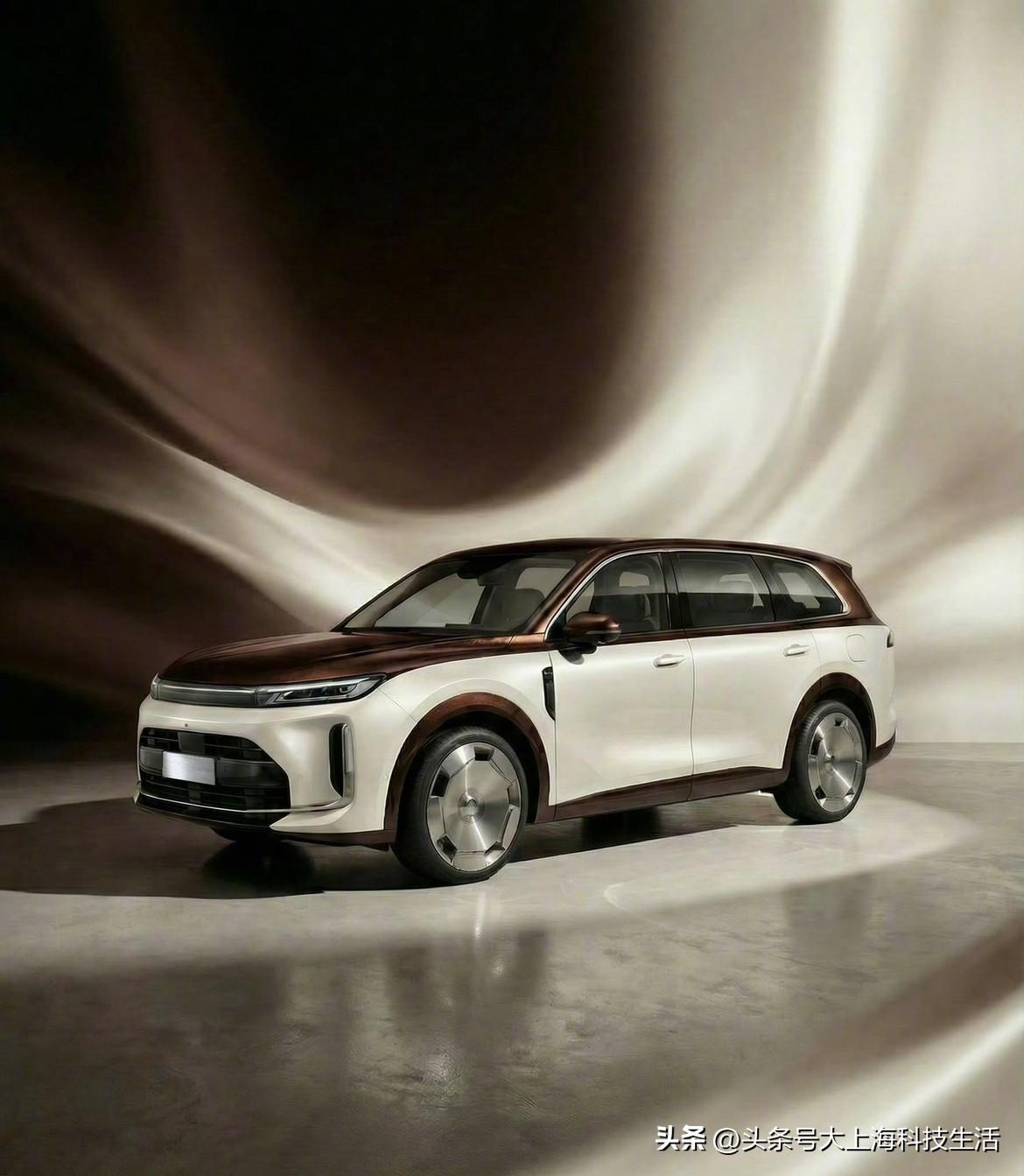 “全家桶”式的安全！
      如果做到安全又便捷，这是智能汽车的优势赛道，特