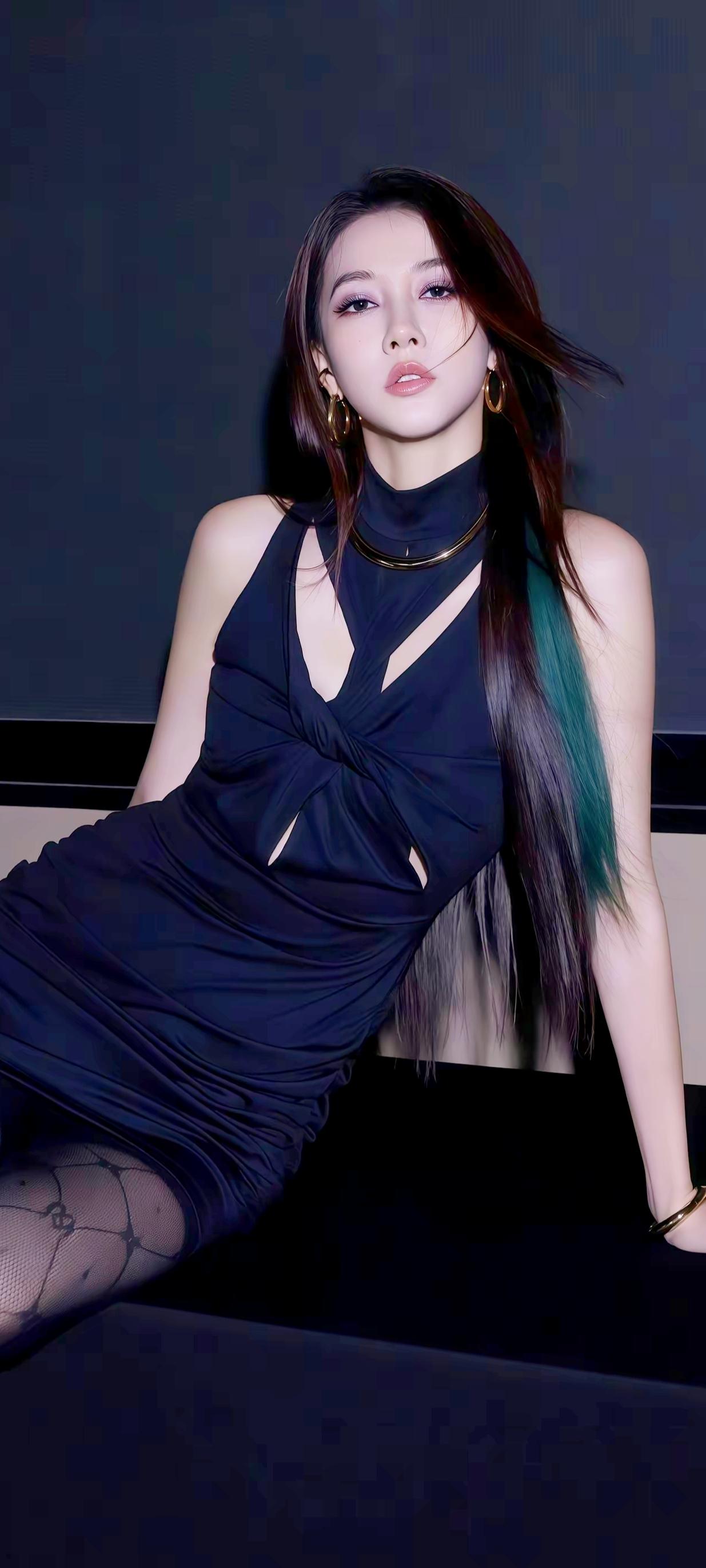 信心来自于实力，实力来自于勤奋。