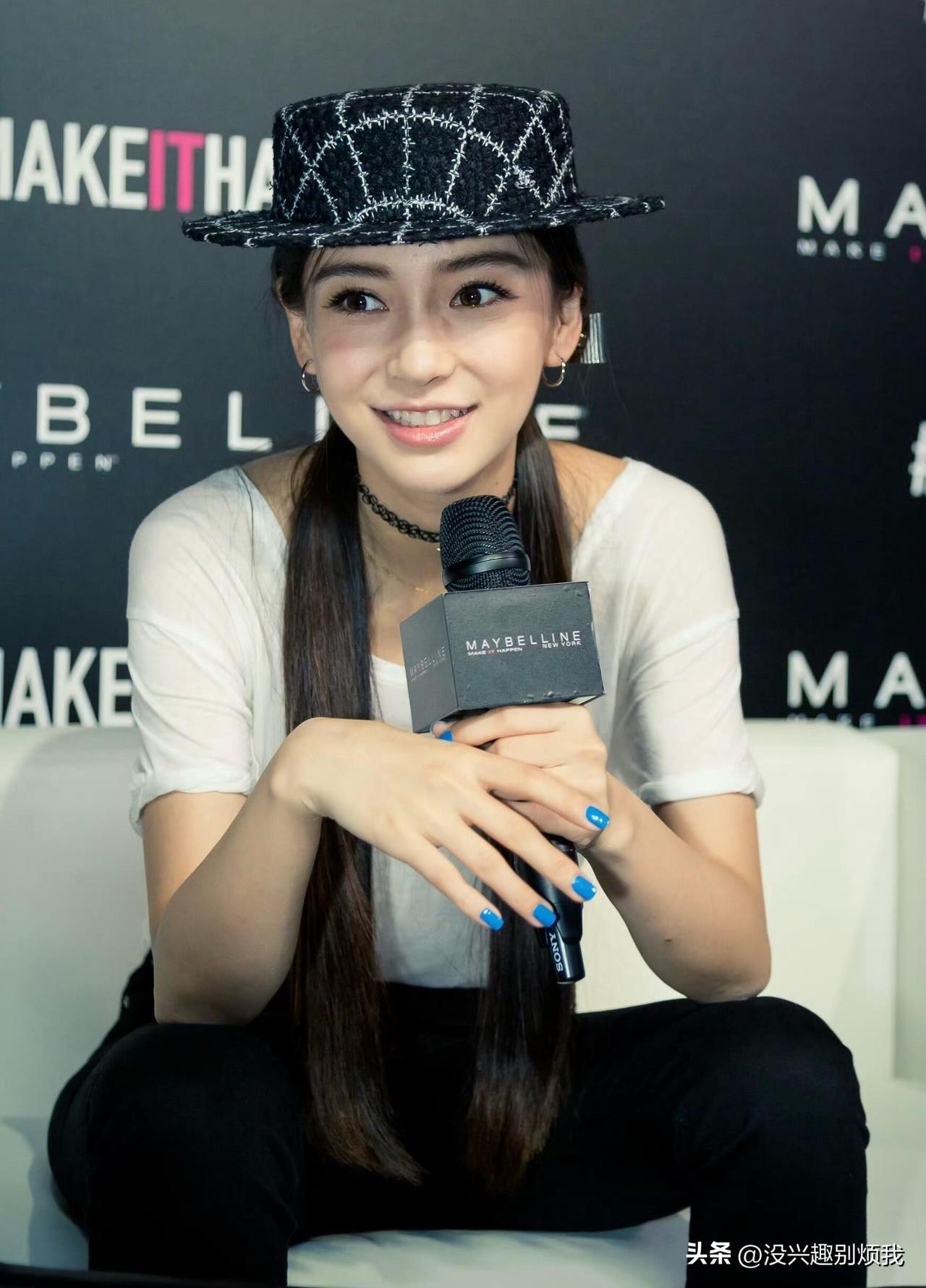 Angelababy早期双马尾鲨疯了，街头少女感