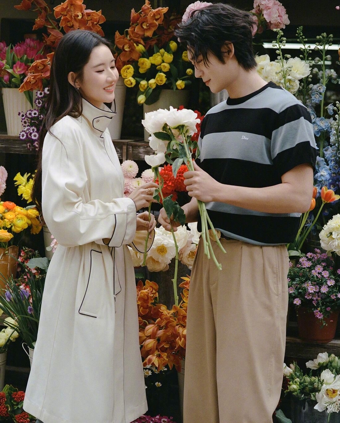 于适 × 王玉雯 in Dior 💐💕 520的浪漫期许~ 时尚灵感解读