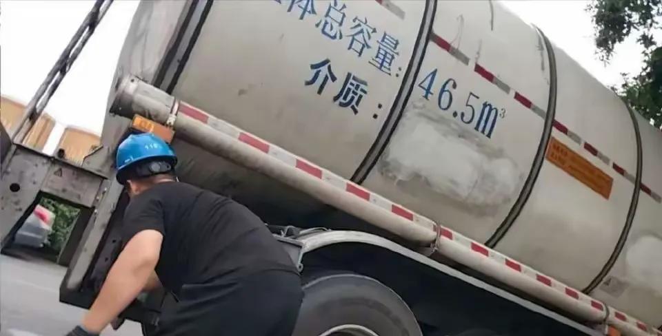 看过好几条说中储粮只是卖方，提供的油没问题，我想提醒一下说，不管买方还是卖方都有