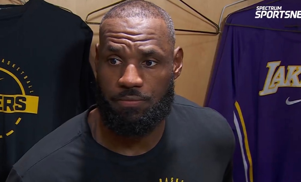 勒布朗谈最后一攻：“只是按正确的方式打球而已。永远要做出最合理的选择，我整个职业