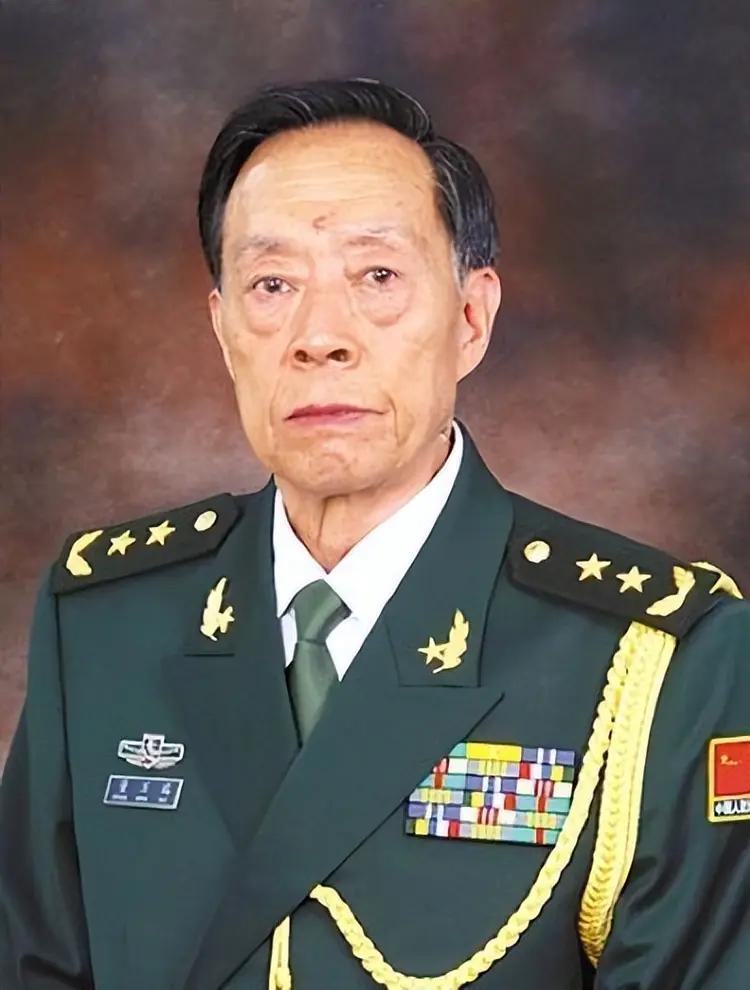 董万瑞（1941年3月-2017年2月），山西翼城人，1958年7月参加工作，1