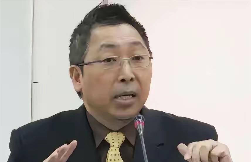 台湾名嘴唐湘龙说：无论中国大陆的军事，经济，科技，多么发达，现在在世界上已经是数