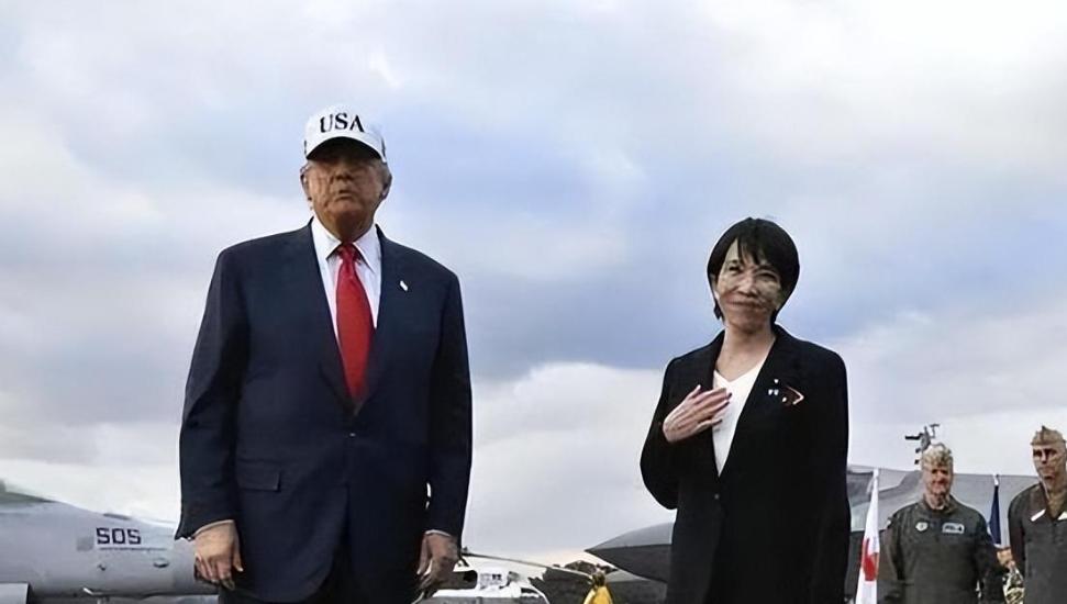 高市早苗在美国白宫那表现，很多人直呼看不下去。她跟特朗普又是牵手又是拥抱，夸他夸