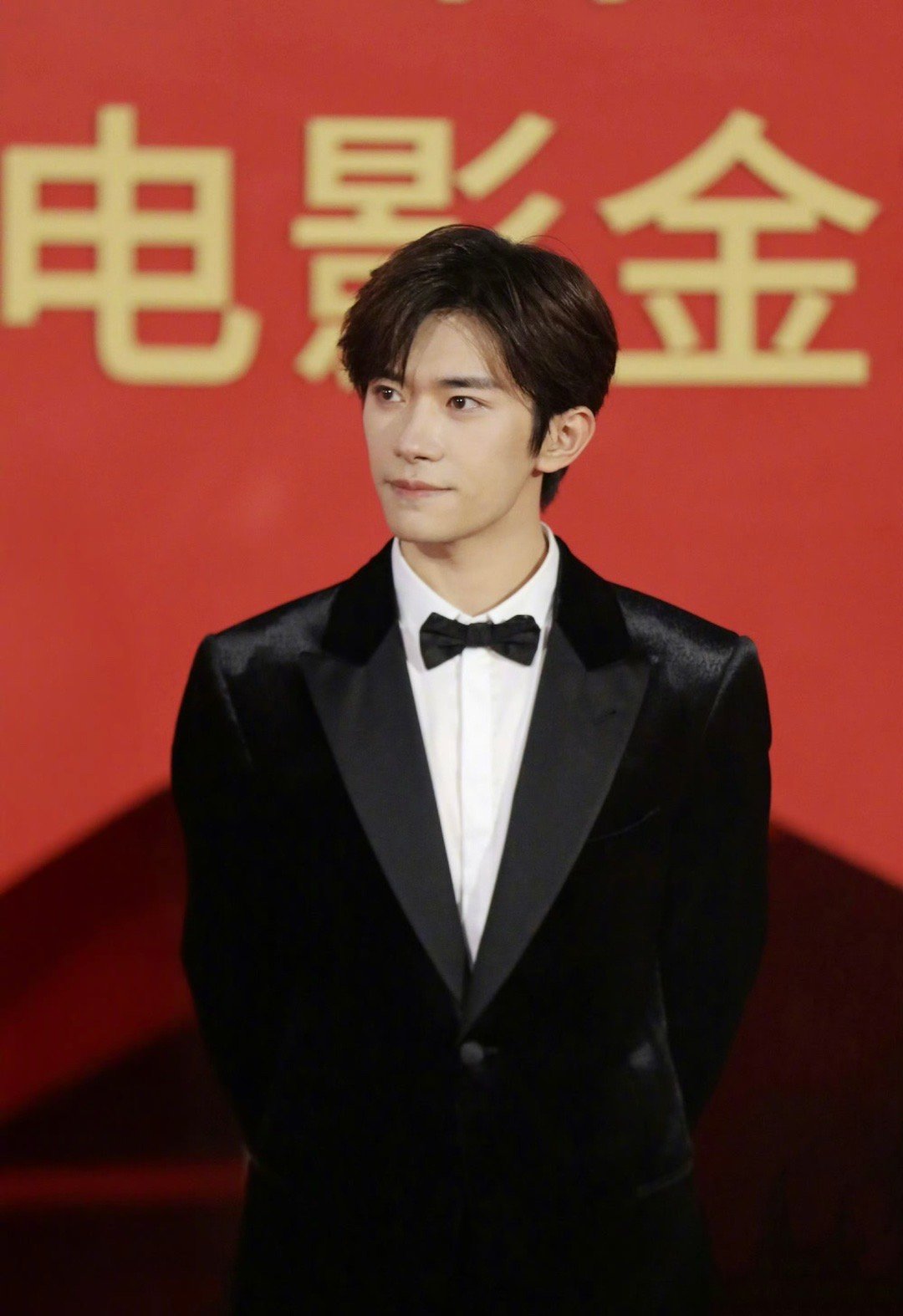 作为常泡影院的影迷，我看到易烊千玺拿金鸡影帝真的不意外！20出头就打破纪录，靠的