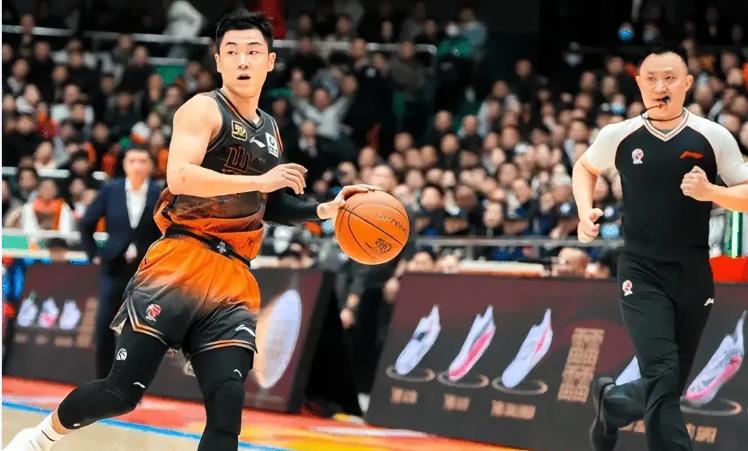 山东男篮最大的敌人不是浙江，是"稳住心神"这四个字
10月21日客场打浙江赛前，