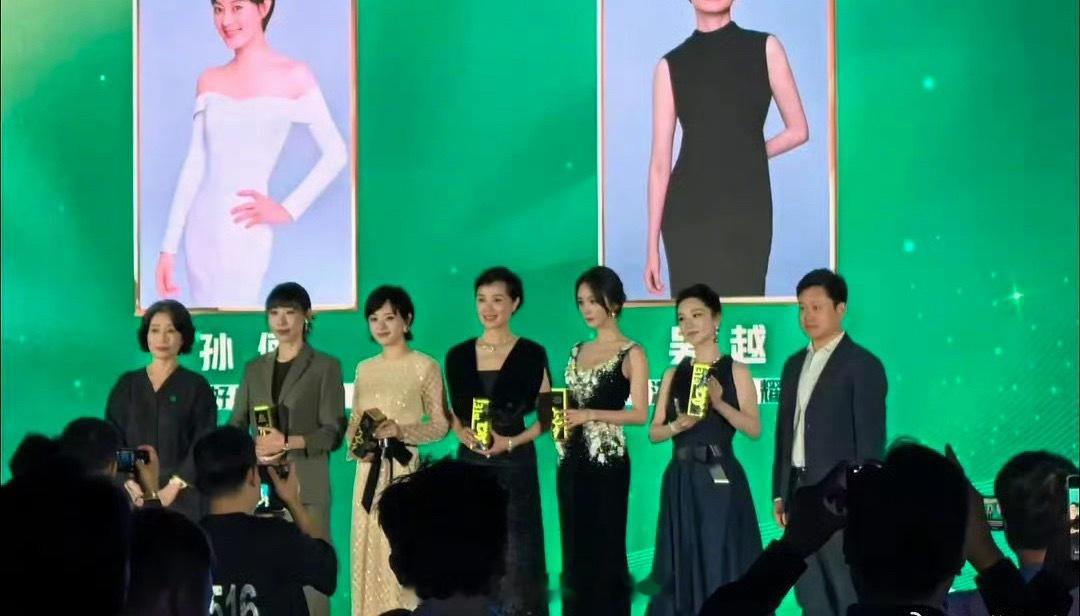 白玉兰最佳女主角色、最佳男主角同框，越来越期待揭晓啦！ 