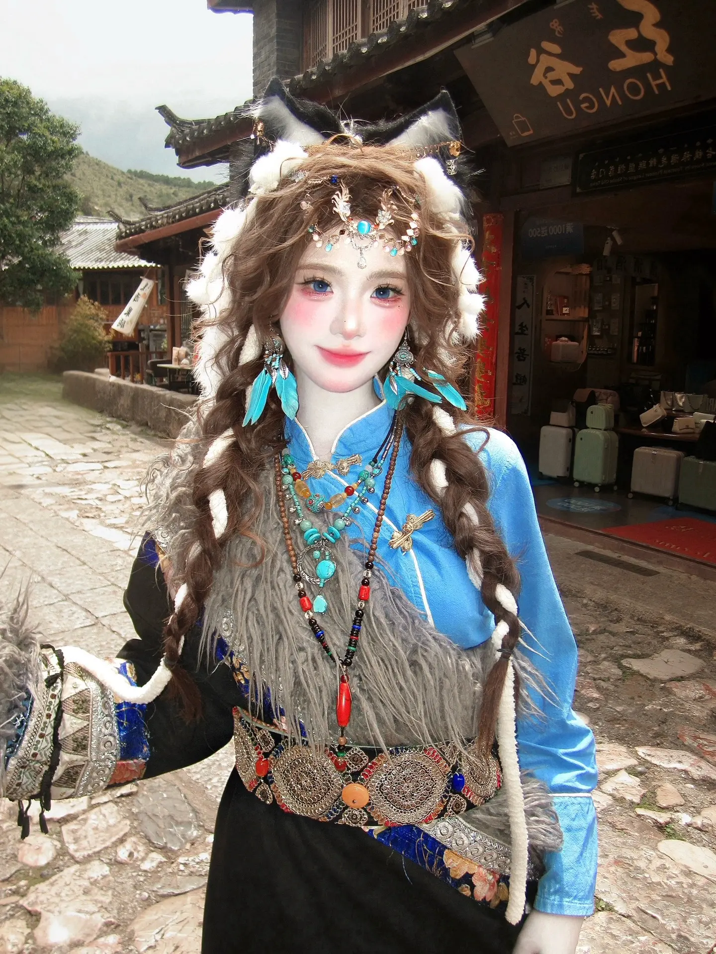 客妹返图丨甜妹都来给我拍这套蓝色藏服🦊 真的超级出片 客妹在这里