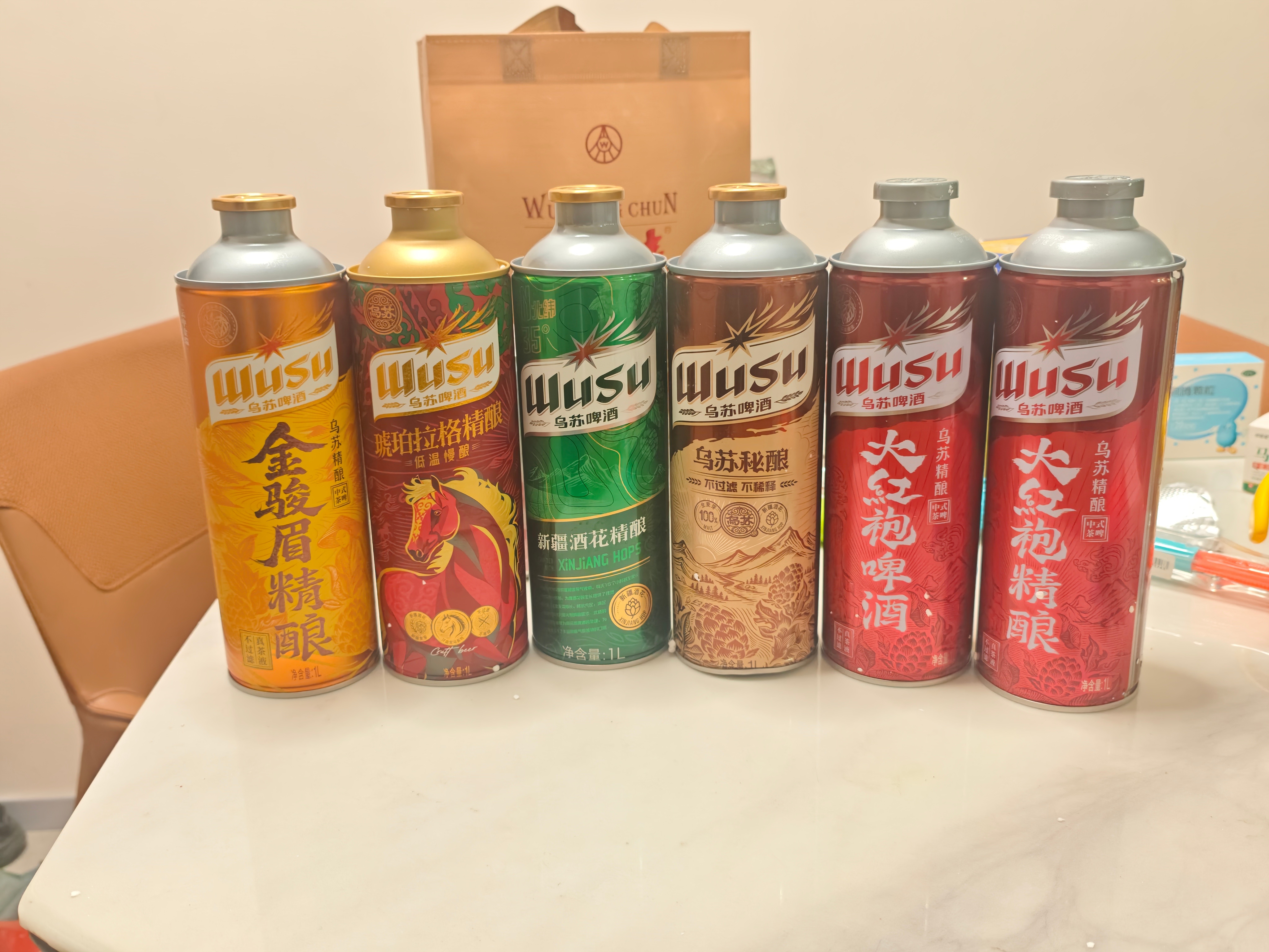 买了6瓶乌苏茶啤 精酿，也不知道好不好喝