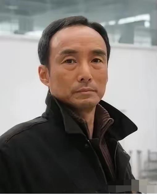 这位长相平平，朴实低调的男演员《五号特工组》就有他，你知道他是谁了吗？