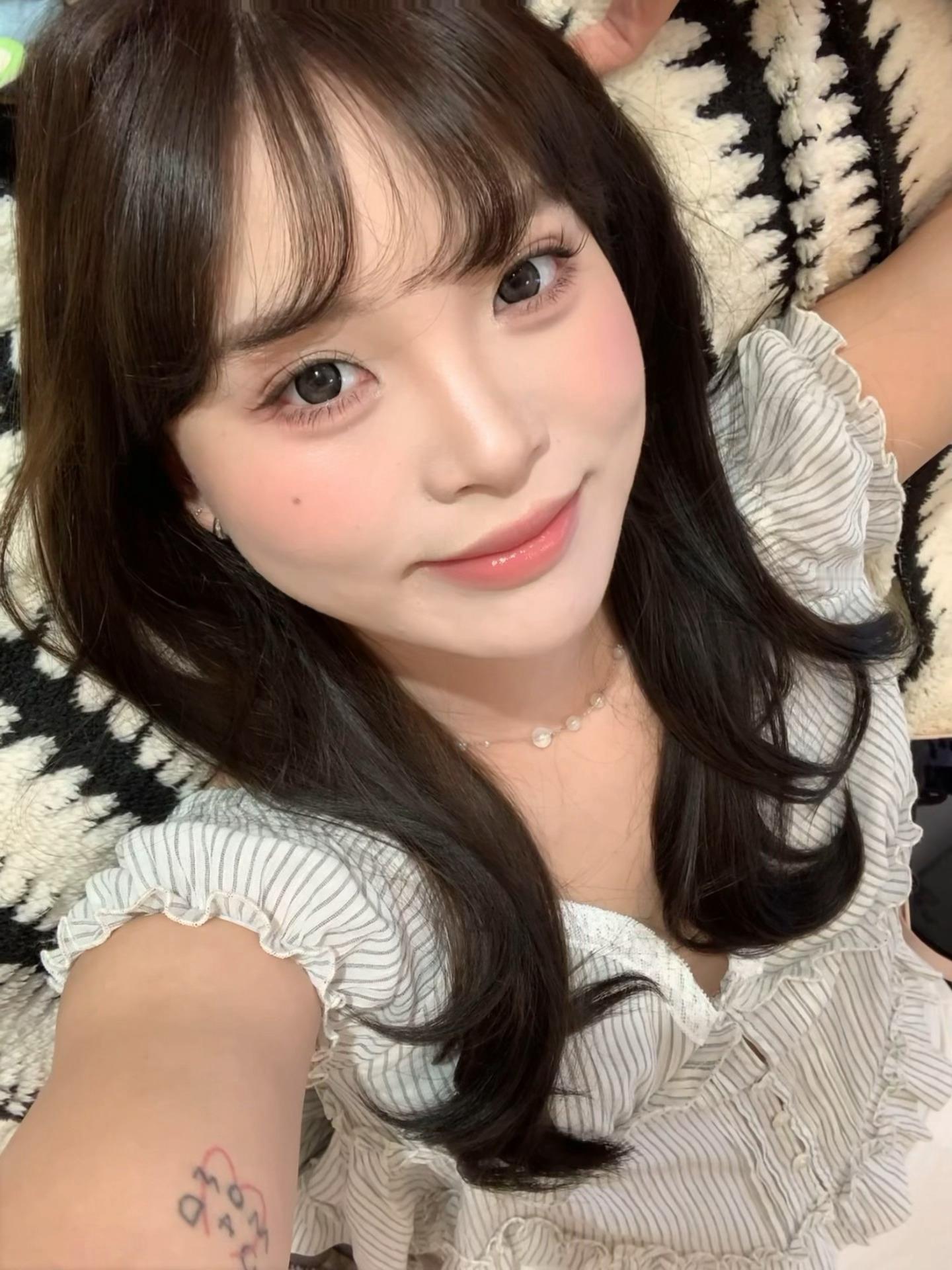 最近流量差得跟粑粑一样 是不是是我变丑了 