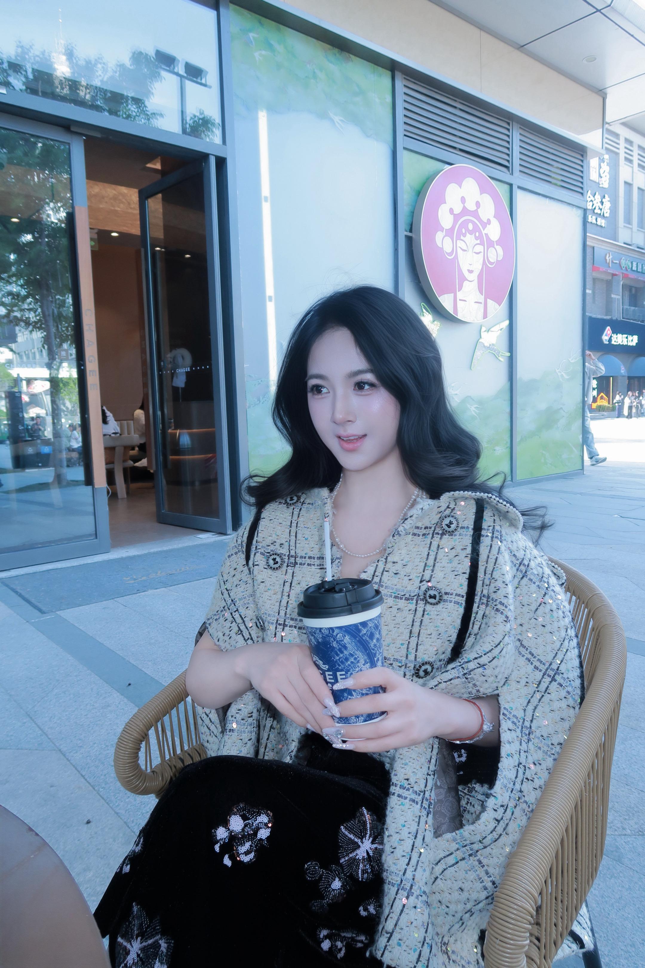 兄弟们 亏麻了  账户绿得发光