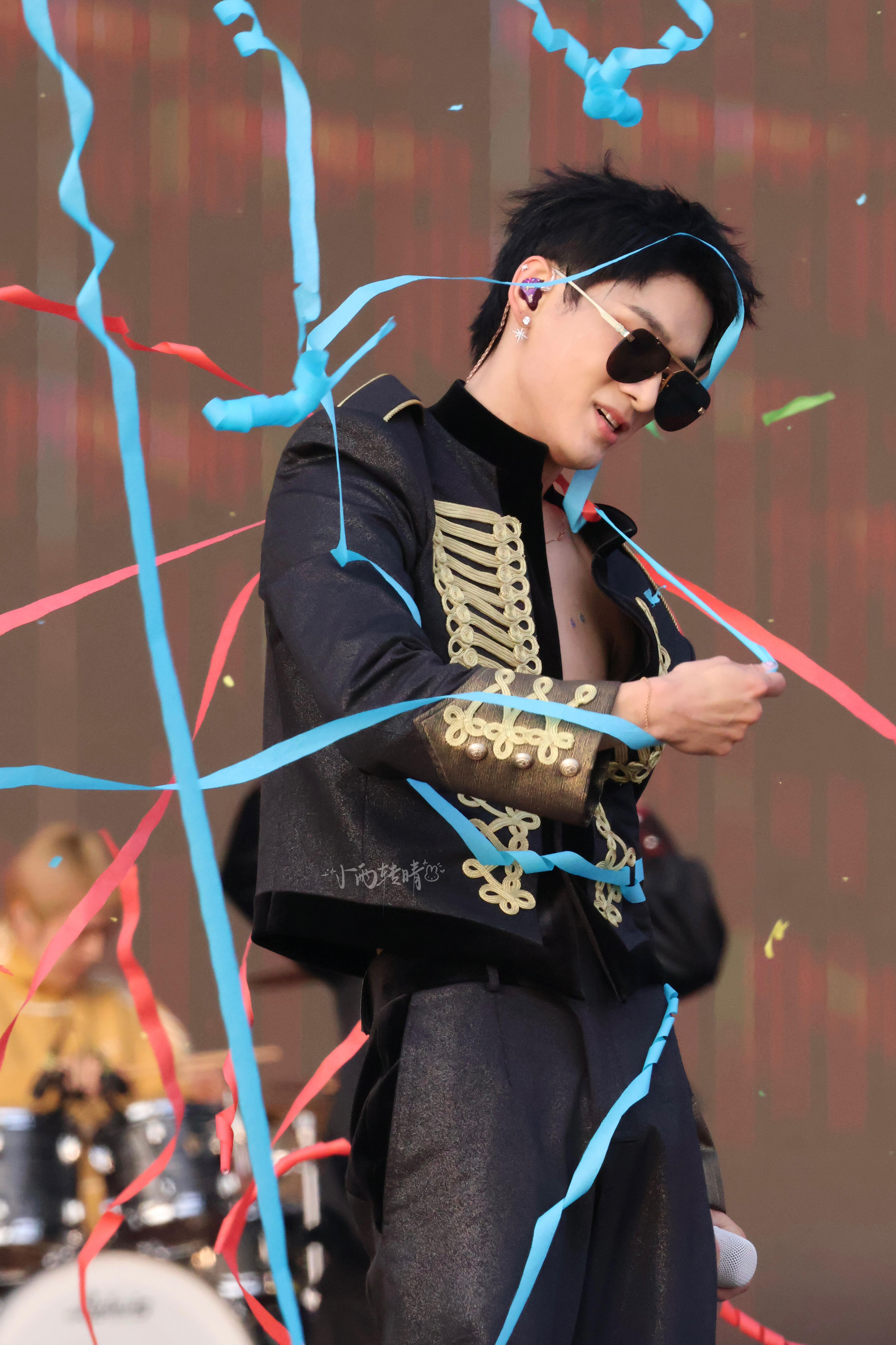 姚琛真的在玩火姚琛有星味无班味 富有且慷慨，就这个姚琛，爽！！ 