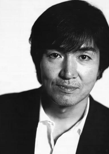 日本推理小说作家东野圭吾去世，享年68岁。其作品被改编为百部影视剧。