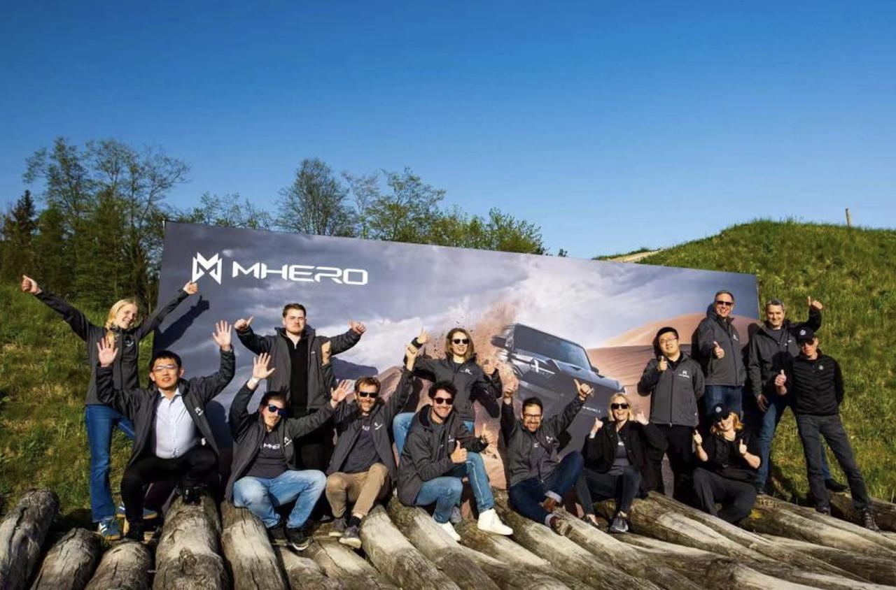 日前，东风猛士首款新能源越野车——猛士917正式在瑞士上市，其指导价为148,9