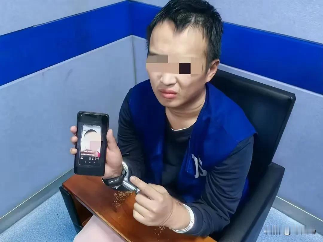 我就是余华英当年5000元卖掉的儿子！希望大家原谅她，让我们母子重逢！

真是为