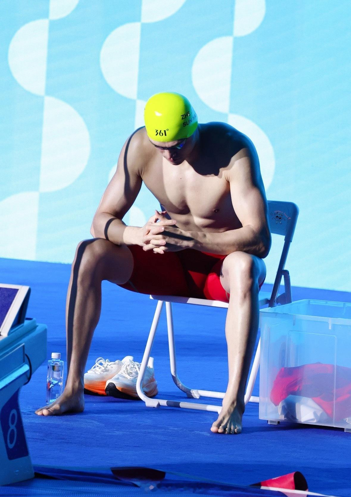 “新的起点”，意味着一切归零，也意味着无限可能。他不再仅仅是那个追逐金牌的少年，