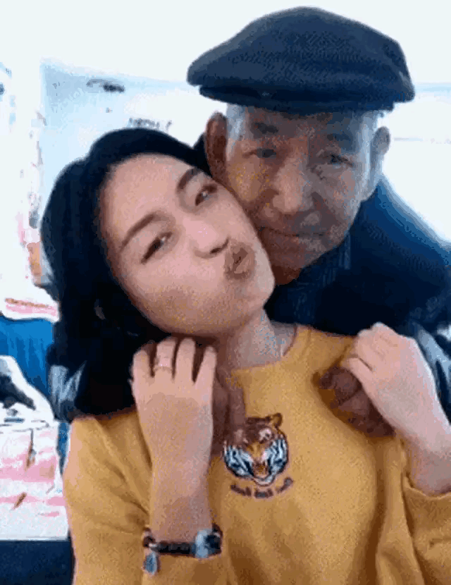 看了这张图你的第一感觉是什么？请用一句话描述