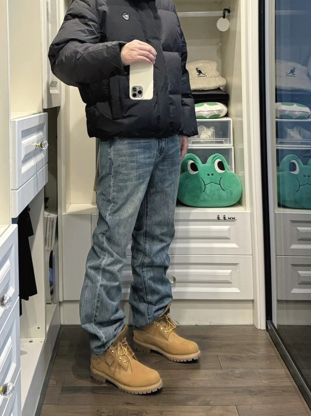 排骨羽绒服｜牛仔裤穿搭