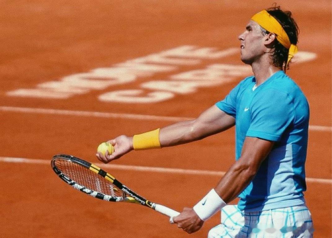 辛纳🇮🇹成为唯三连续拿下4座大师赛冠军🏆的球员纳达尔🇪🇸：2013马德