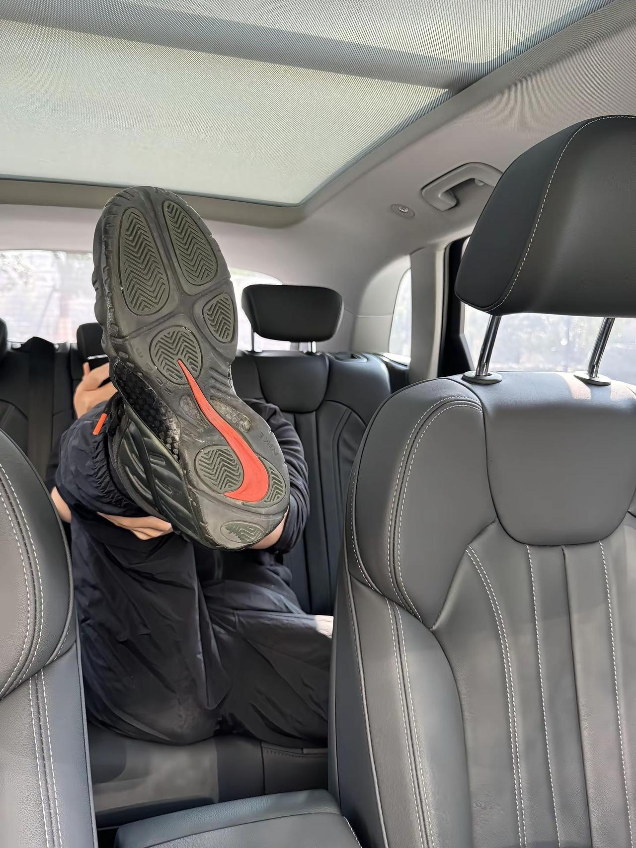 喷泡就是硬帅 aj nike