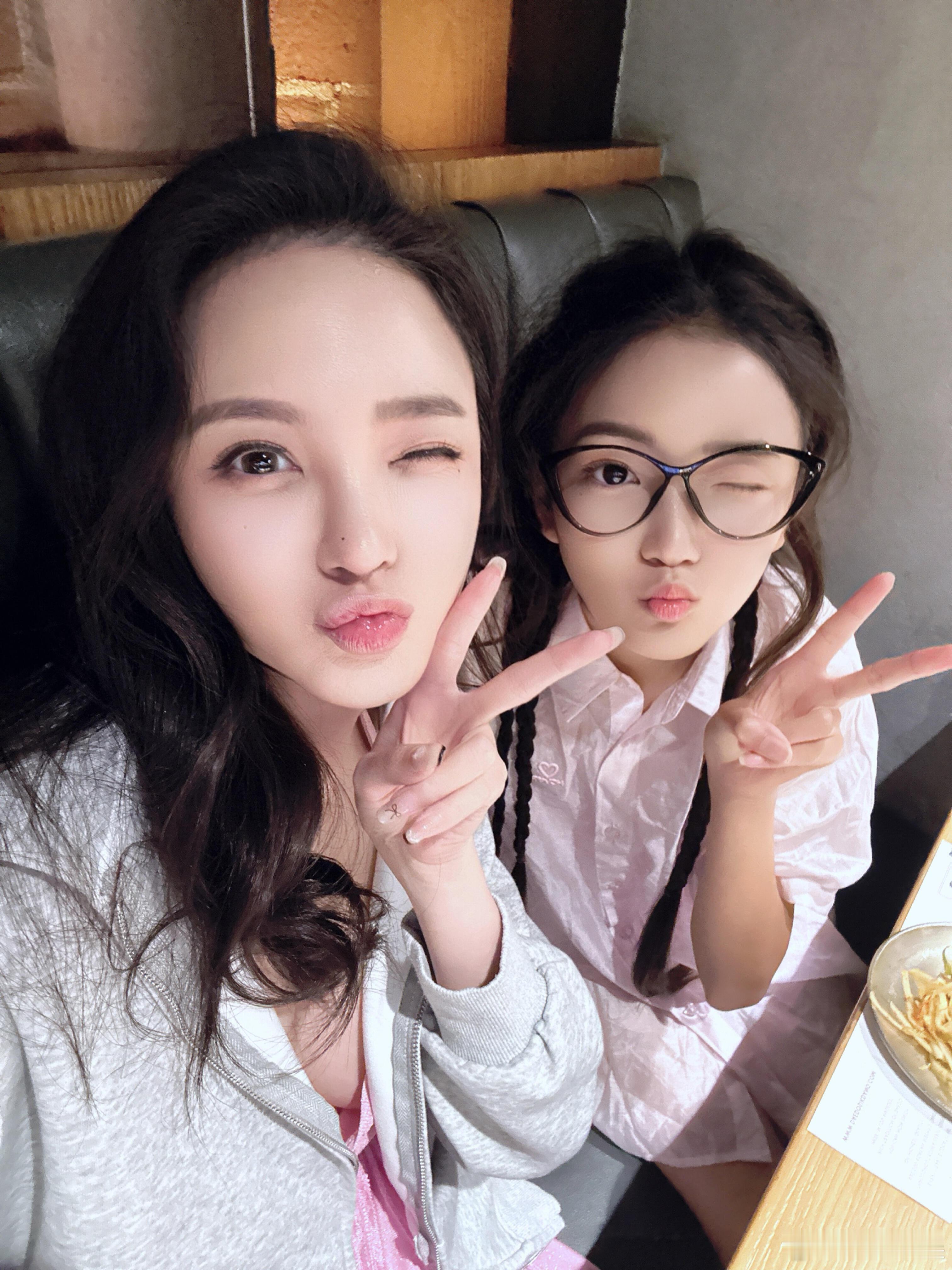 刘雨欣女儿近照刘雨欣女儿13岁近照 刘雨欣女儿近照，她老公是谁？ ​​​