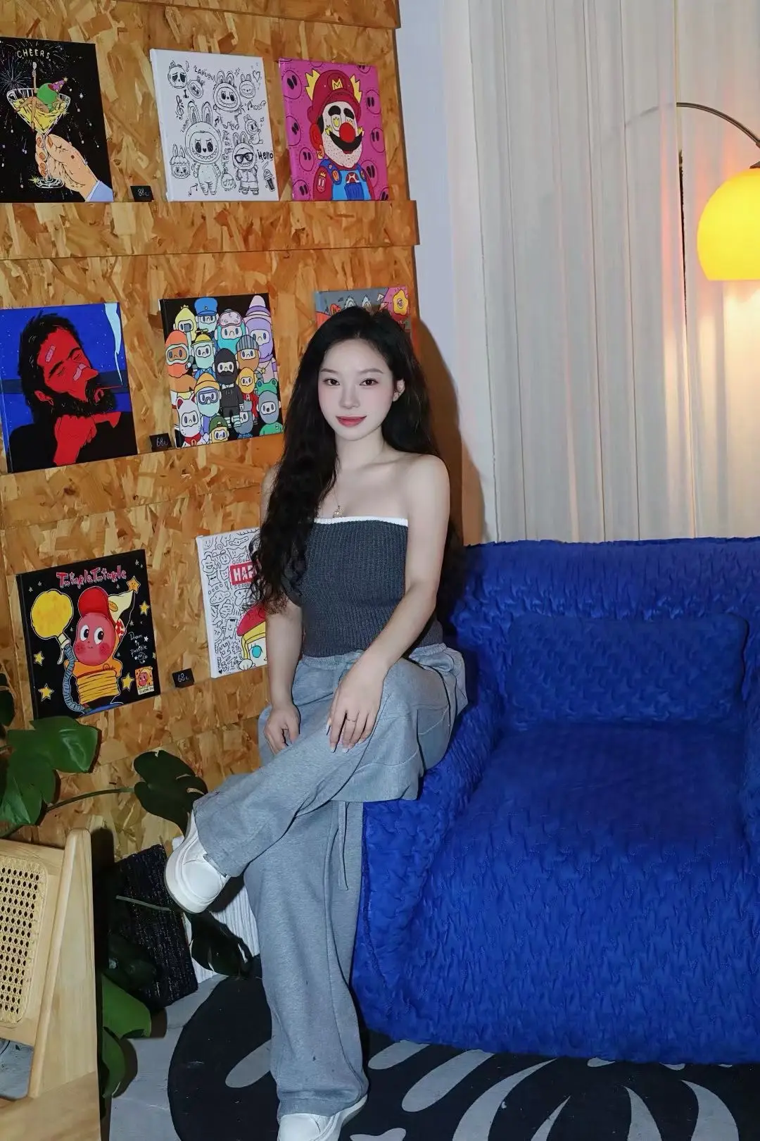 “要像建设新中国一样建设自己，积极，向上，明媚，不屈不挠！”