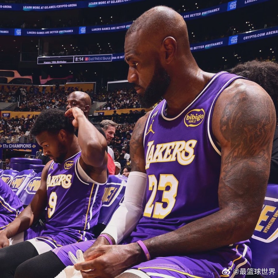 勒布朗谈与布朗尼一起打球：“我们不会把这一切视为理所当然……他连续两场比赛都有重