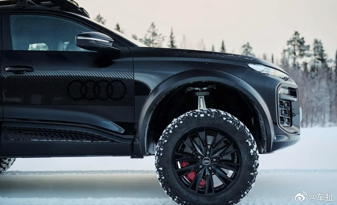 奥迪想要打造一款豪华越野车，必须带大梁大众集团旗下较少涉及的一个细分市场就是硬派