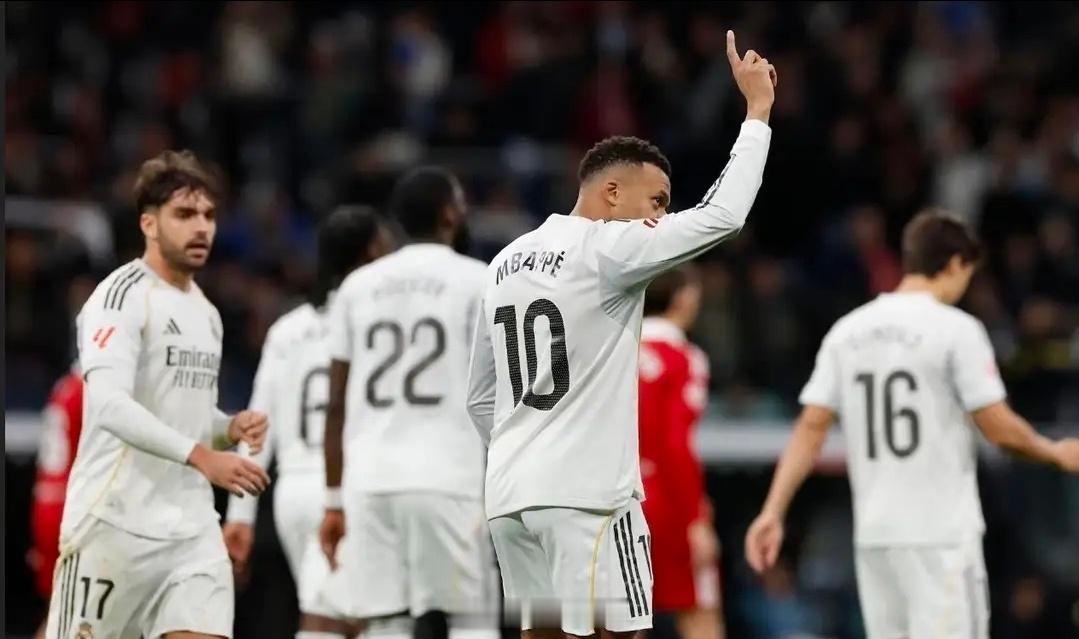 巴萨行为什么我们不行？皇马欲效仿上赛季巴萨，冬歇后实现大逆转上周六，尽管皇家马德