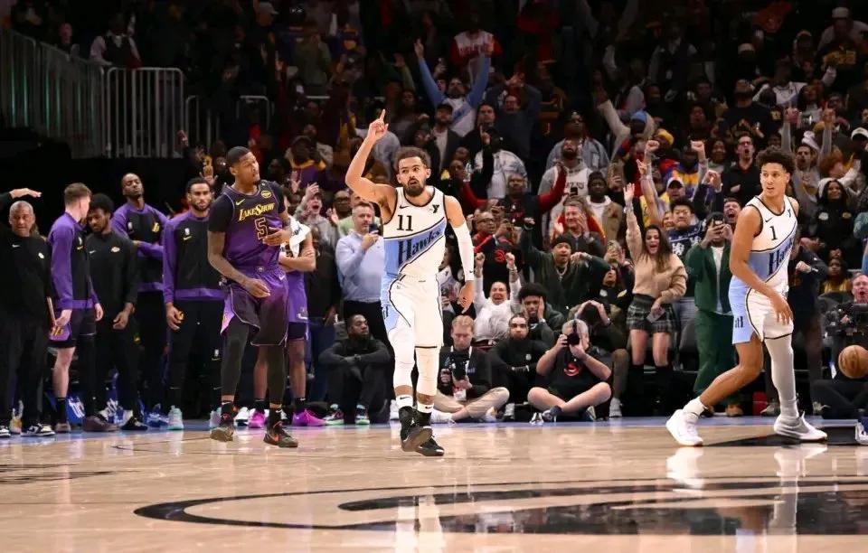 今日NBA各队最佳球员
勇士惨败  湖人憾负惨遭绝杀

1  湖人132-134