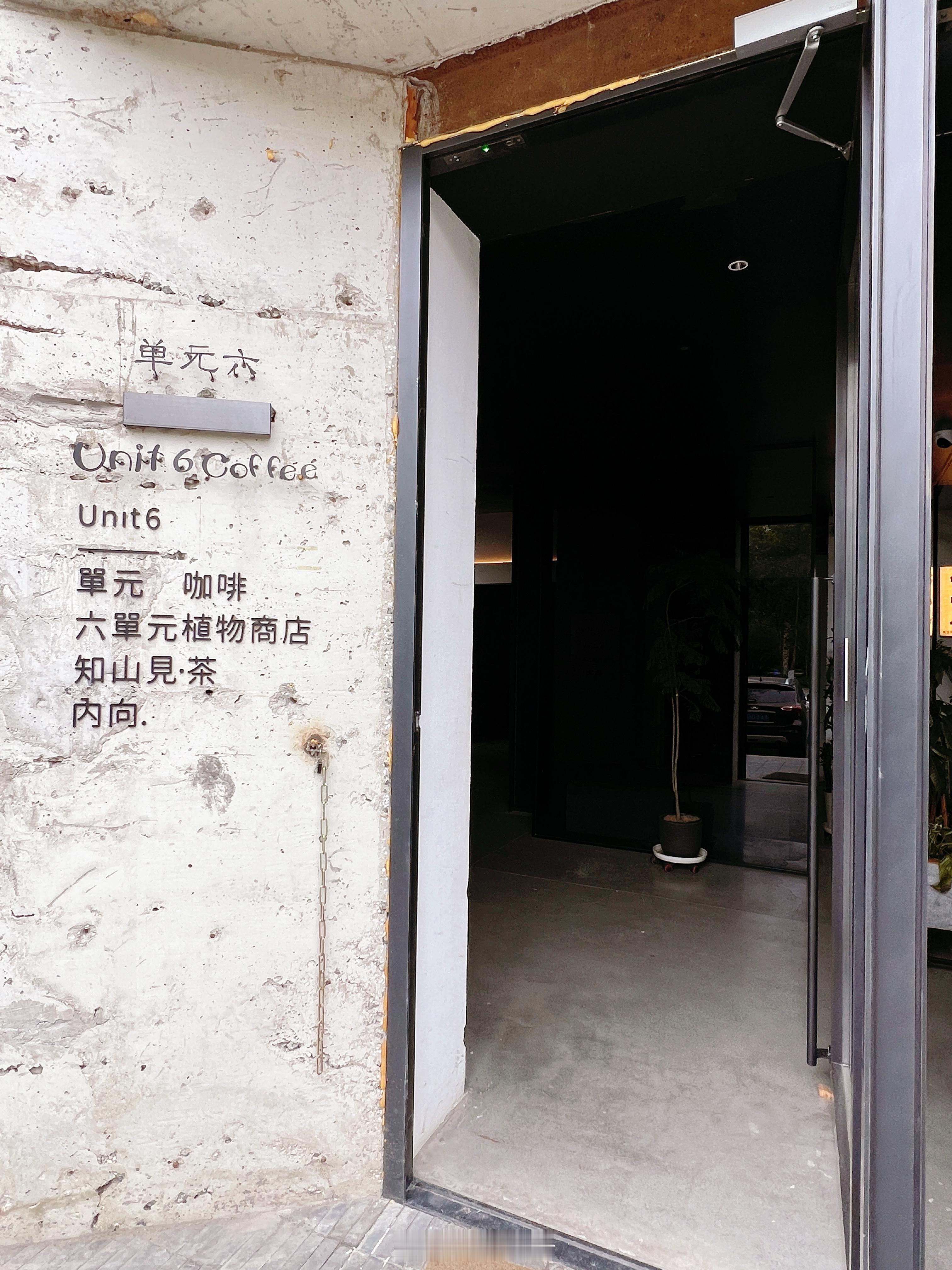 30只Labubu把老爸整破防了群力景江西路1328号估计这里只是这个楼普通不过