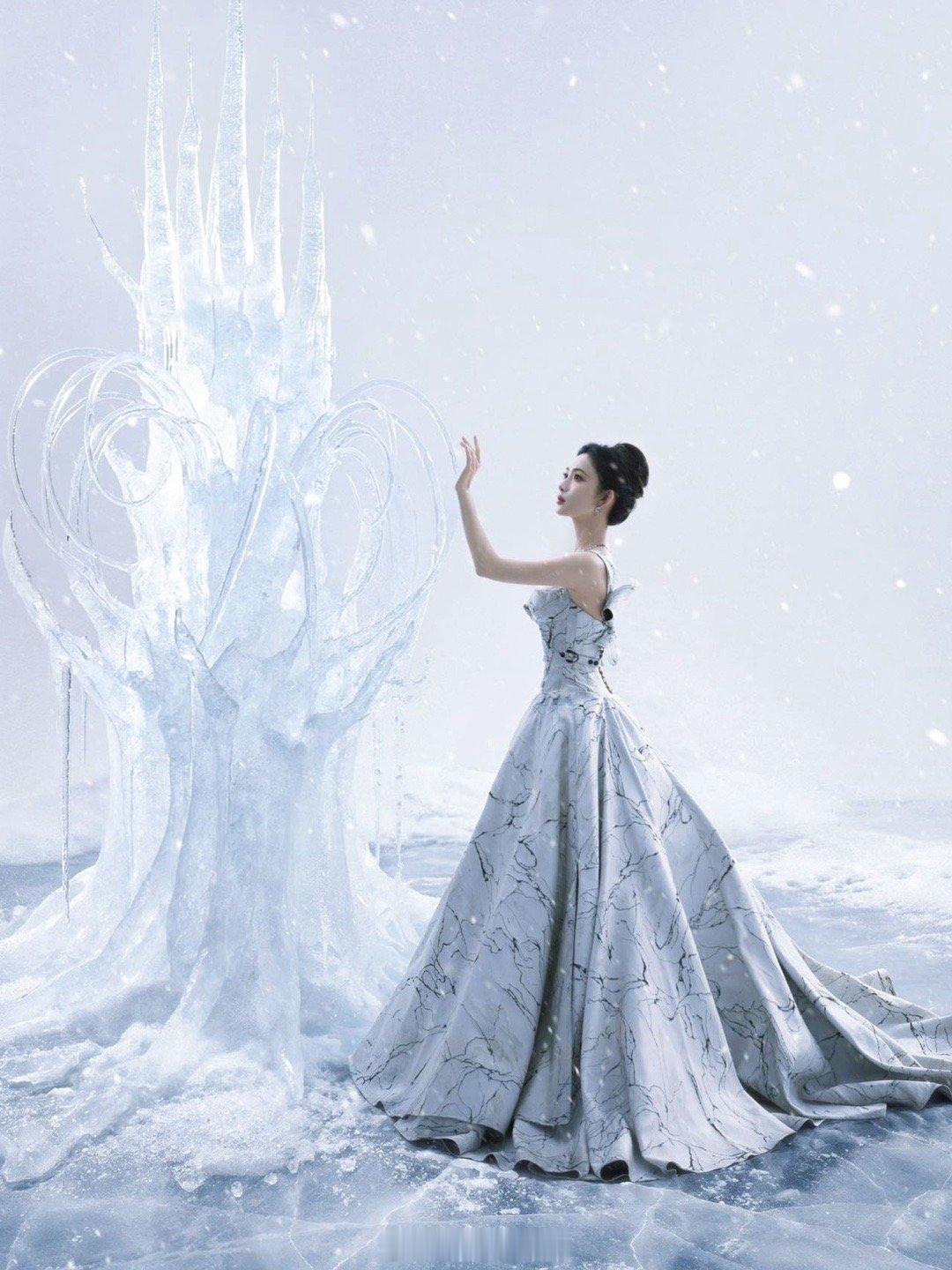 尖叫之夜孟子义出图孟子义冰纹碎裂裙 孟姐这身冰纹裙太高级了！破碎感设计与她的清冷